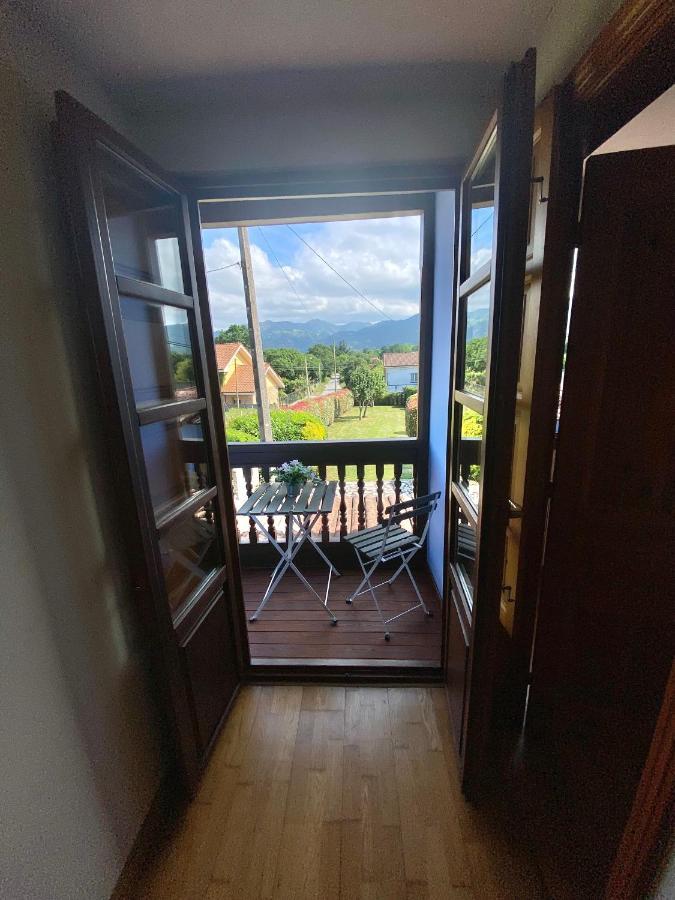 Villa Paraes Nava Exterior foto